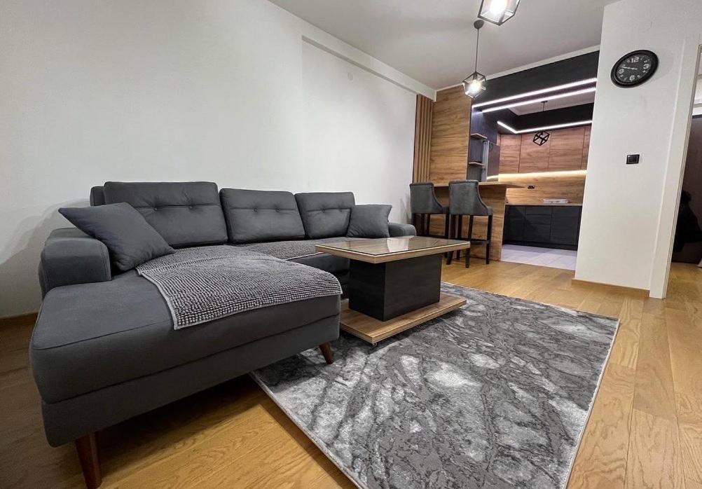 Stan Na Dan Viktor-Lukavica Apartment SJJ Exterior photo